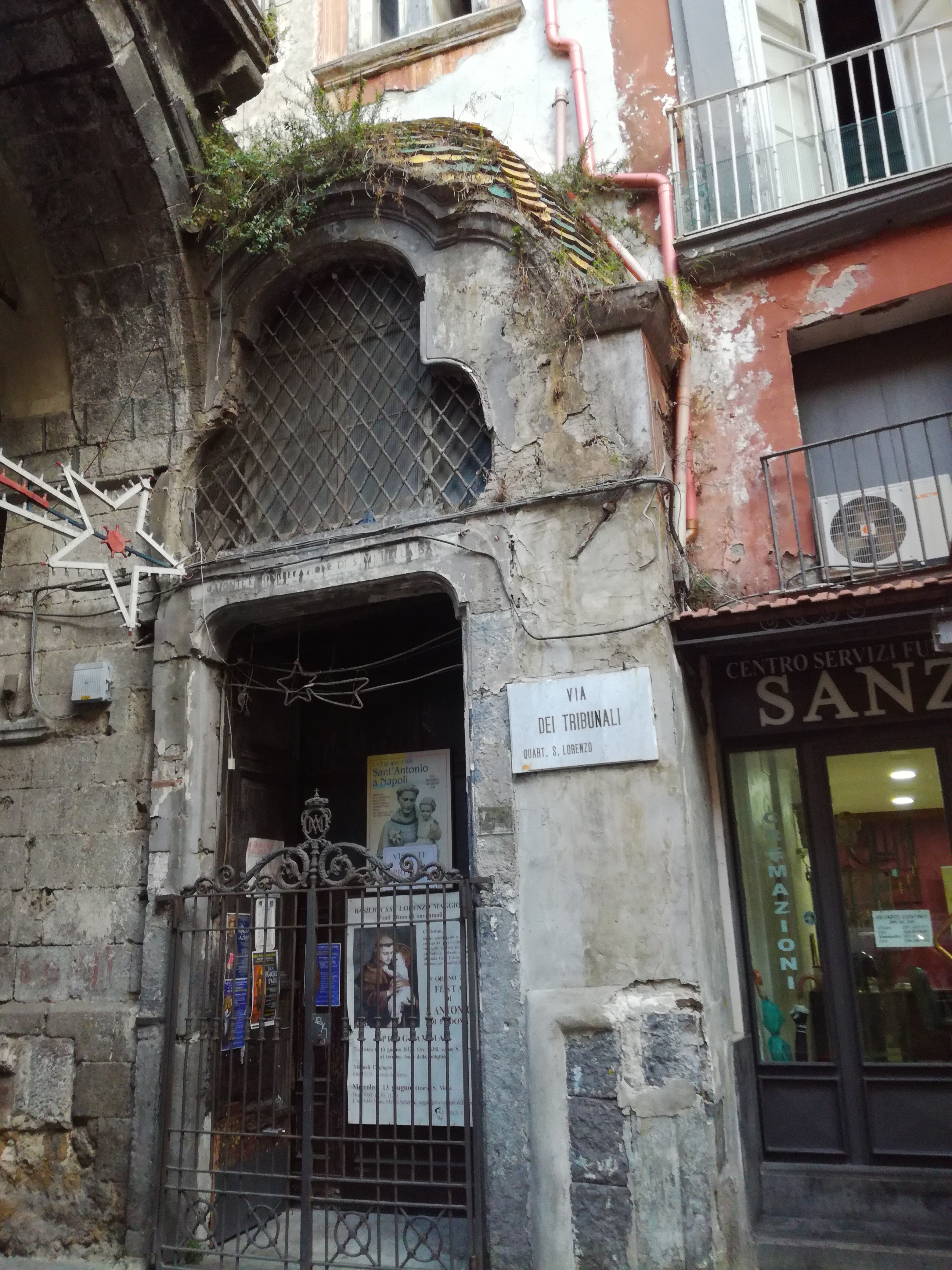 Naples Underground (Napoli Sotterranea)