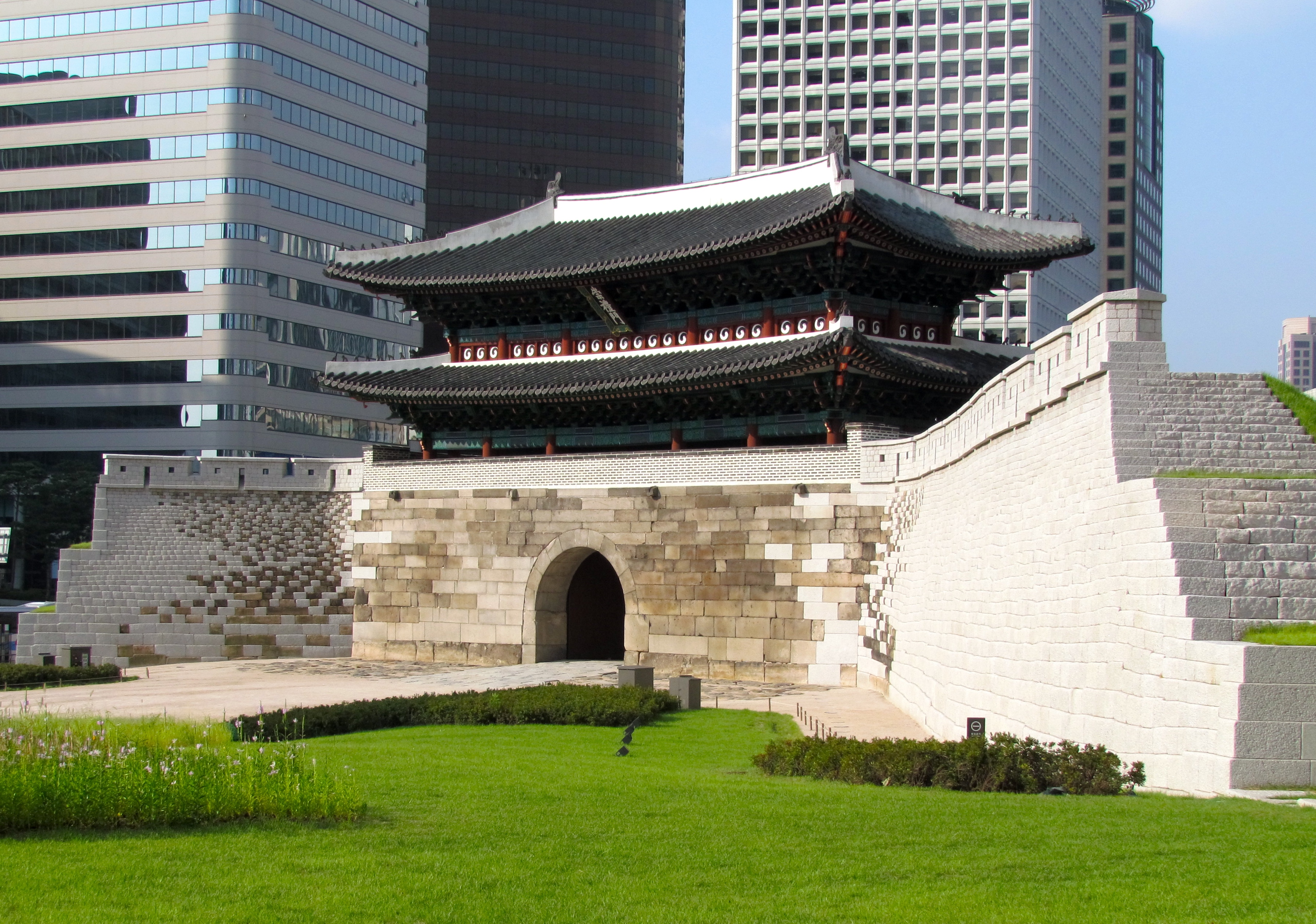 Sungnyemun (Namdaemun Gate)