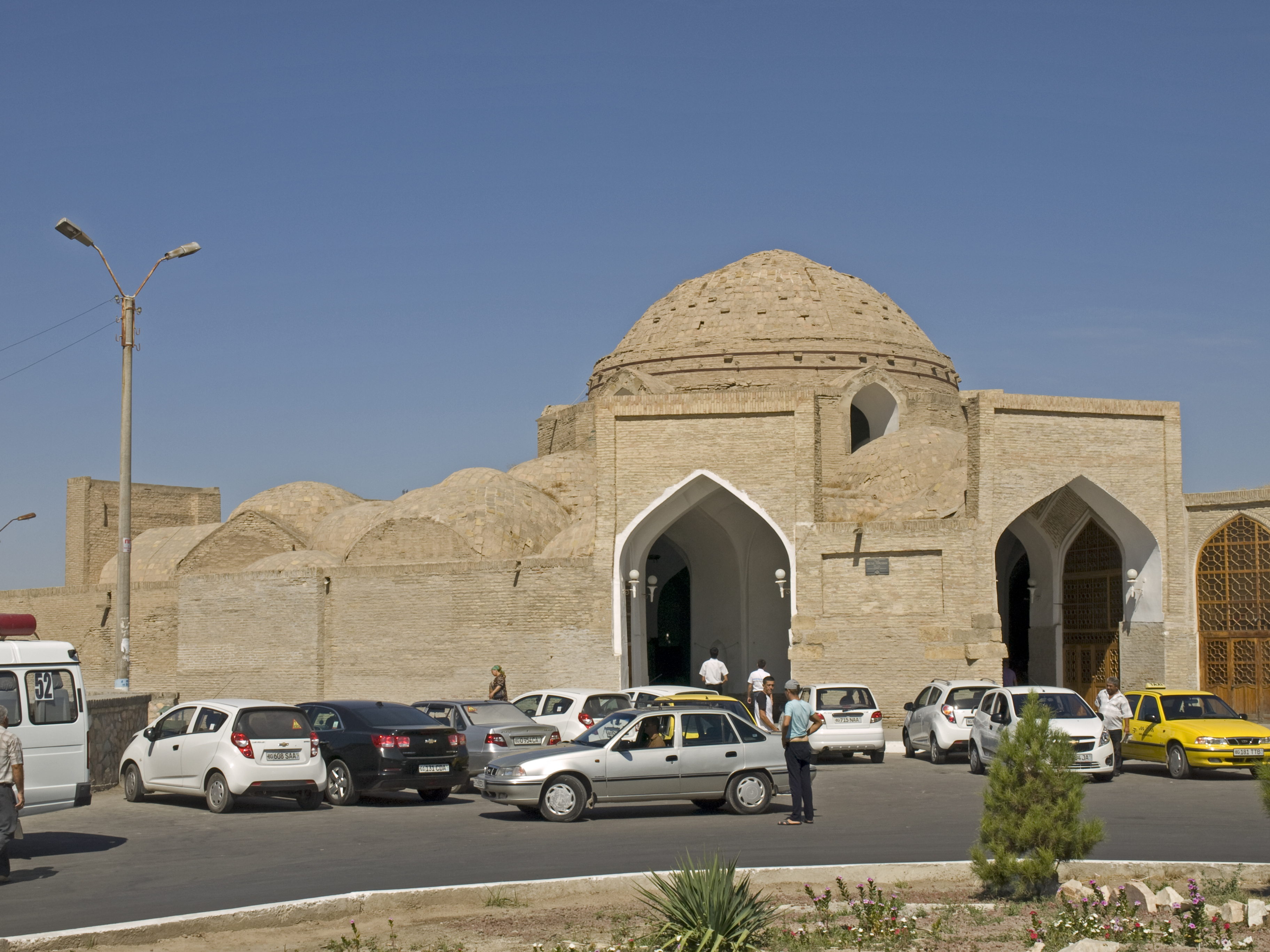 Toqi-Telpak Furushon Trading Dome