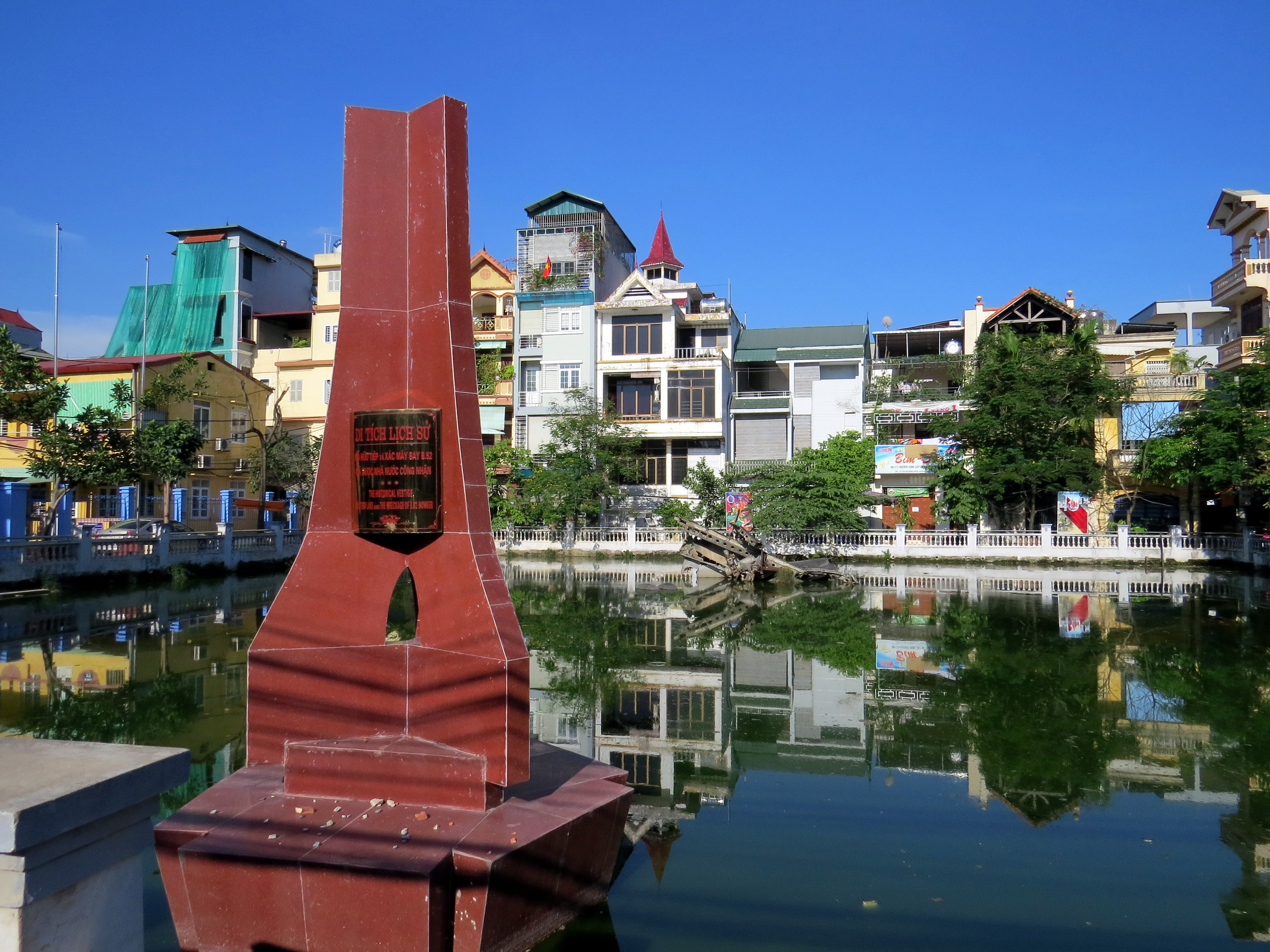 Huu Tiep Lake B-52 Wreckage