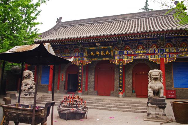 Wolong Temple