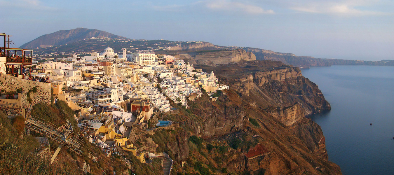 Fira Town