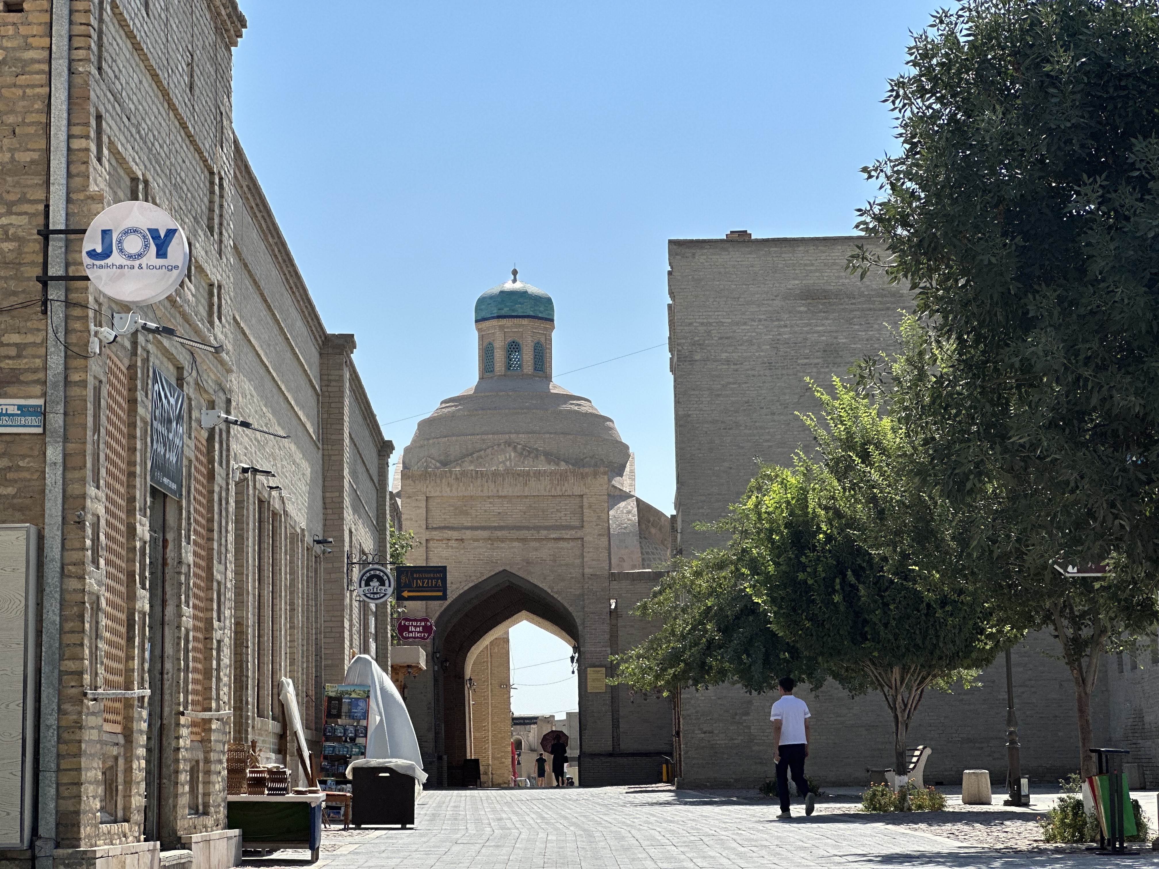 Toqi-Sarrafon Trading Dome