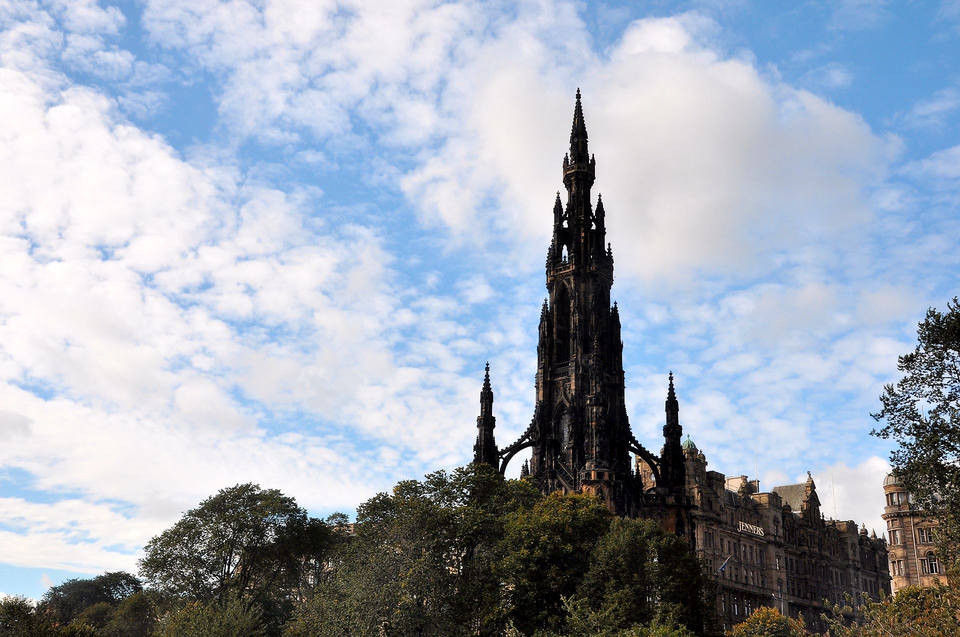 Scott Monument