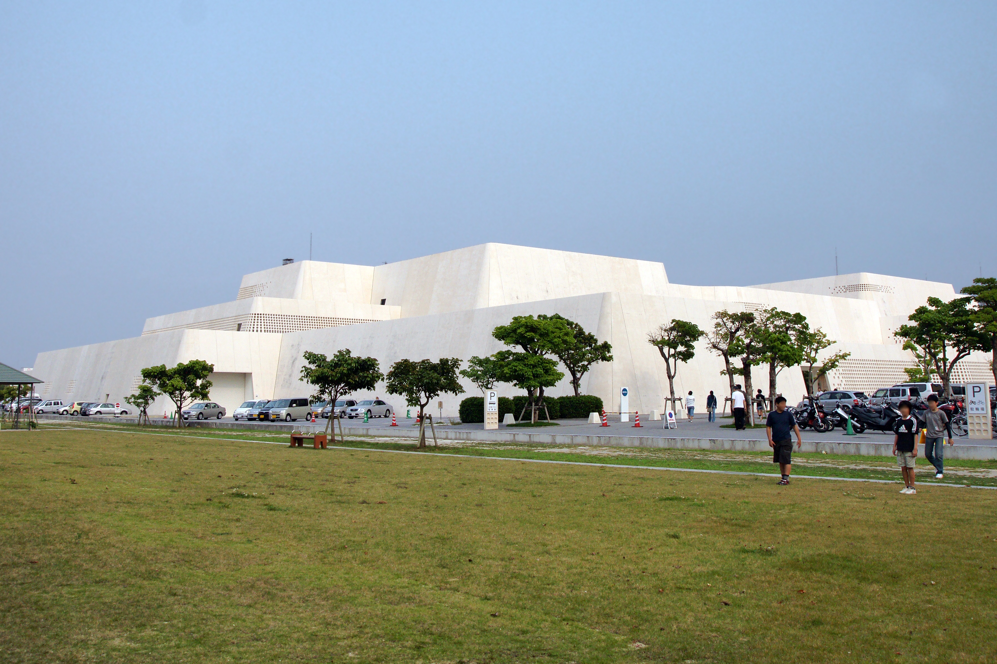Okinawa Prefectural Museum and Art Museum